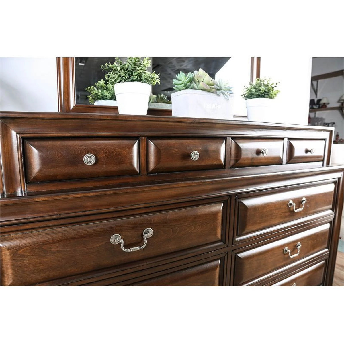 Solid Wood 10-Drawer Dresser and Mirror in Cherry K590