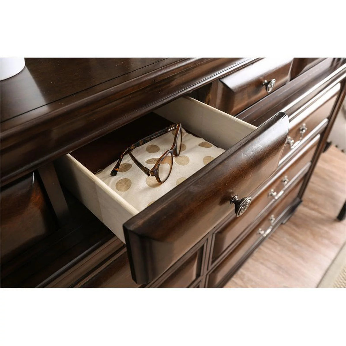 Solid Wood 10-Drawer Dresser and Mirror in Cherry K590