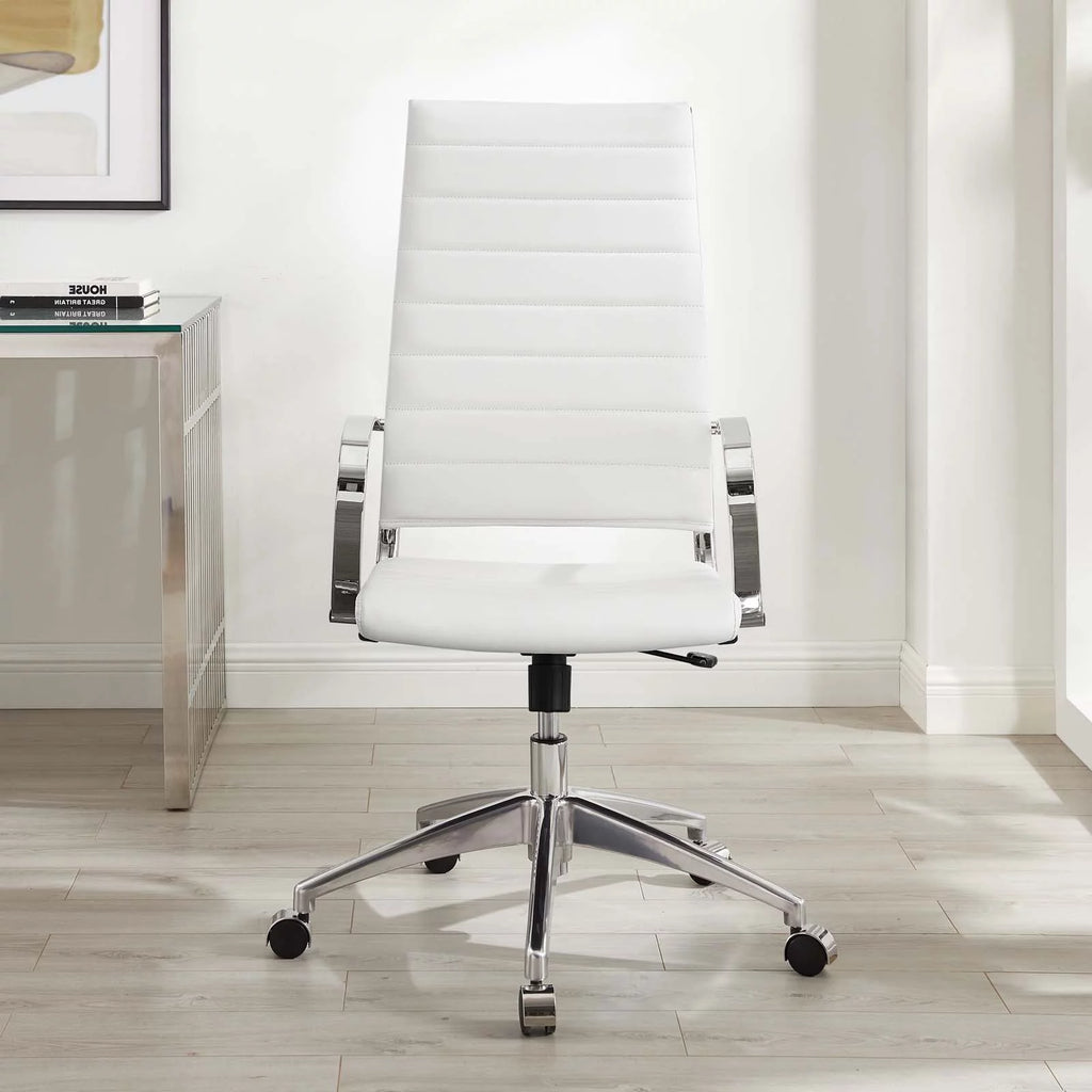 White Faux Leather High Back Chair Z465