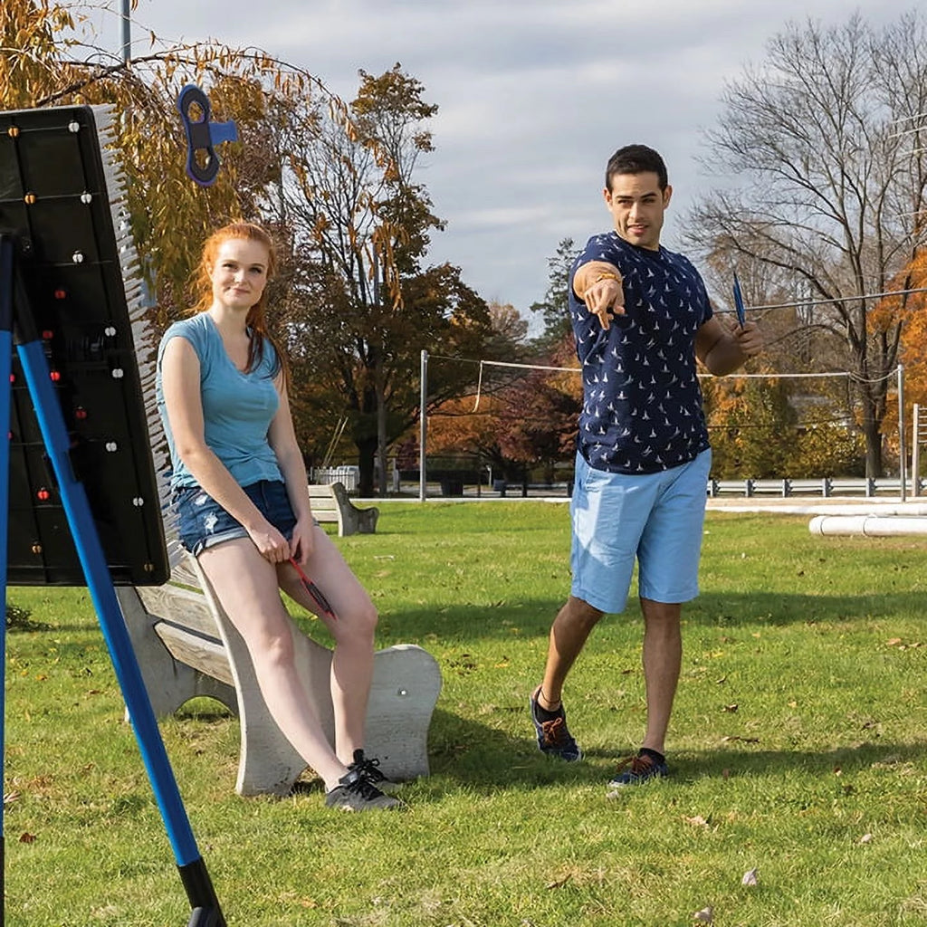 Axe Throwing Target Game with 8 Throwing Axes V36934