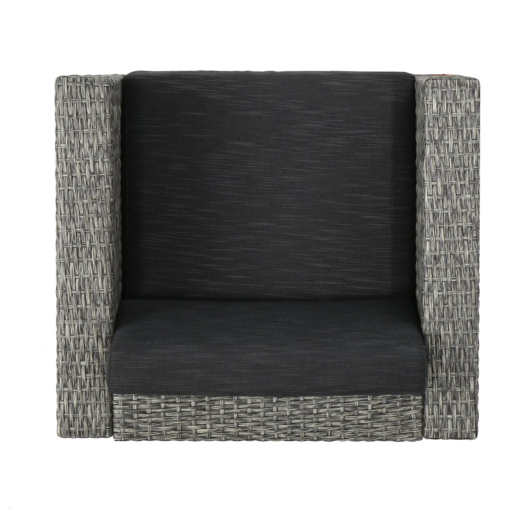 Outdoor Wicker Club Chair with Cushions M828402