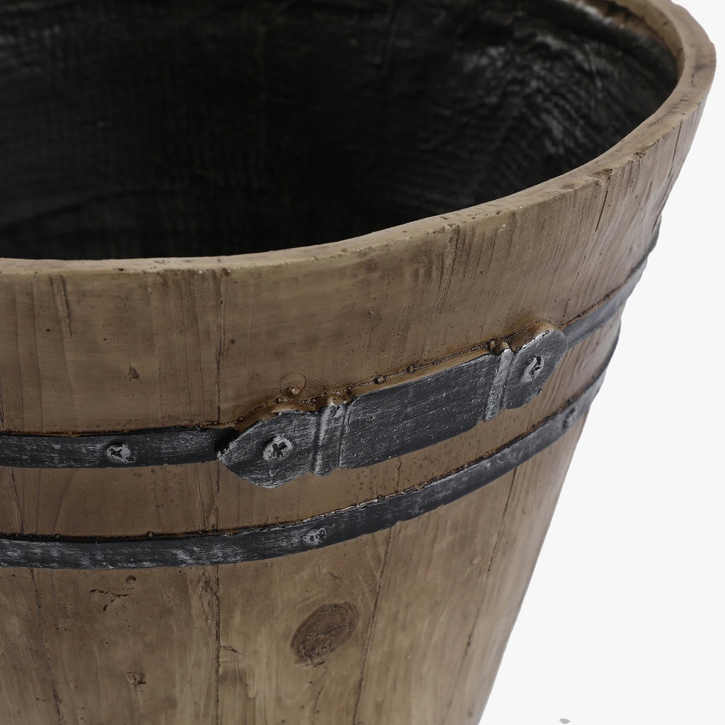 Set Of 2 Rustic Brown Faux Wood Planters L2568