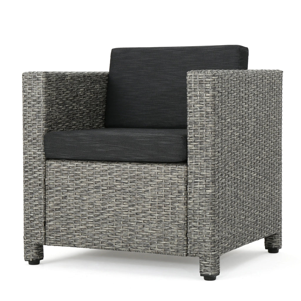 Outdoor Wicker Club Chair with Cushions M828402