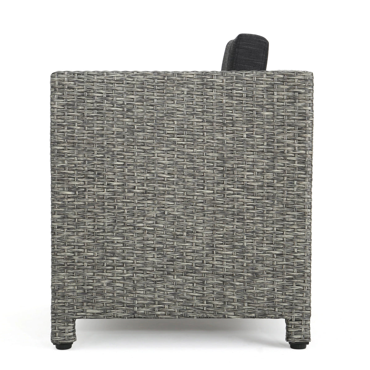Outdoor Wicker Club Chair with Cushions M828402