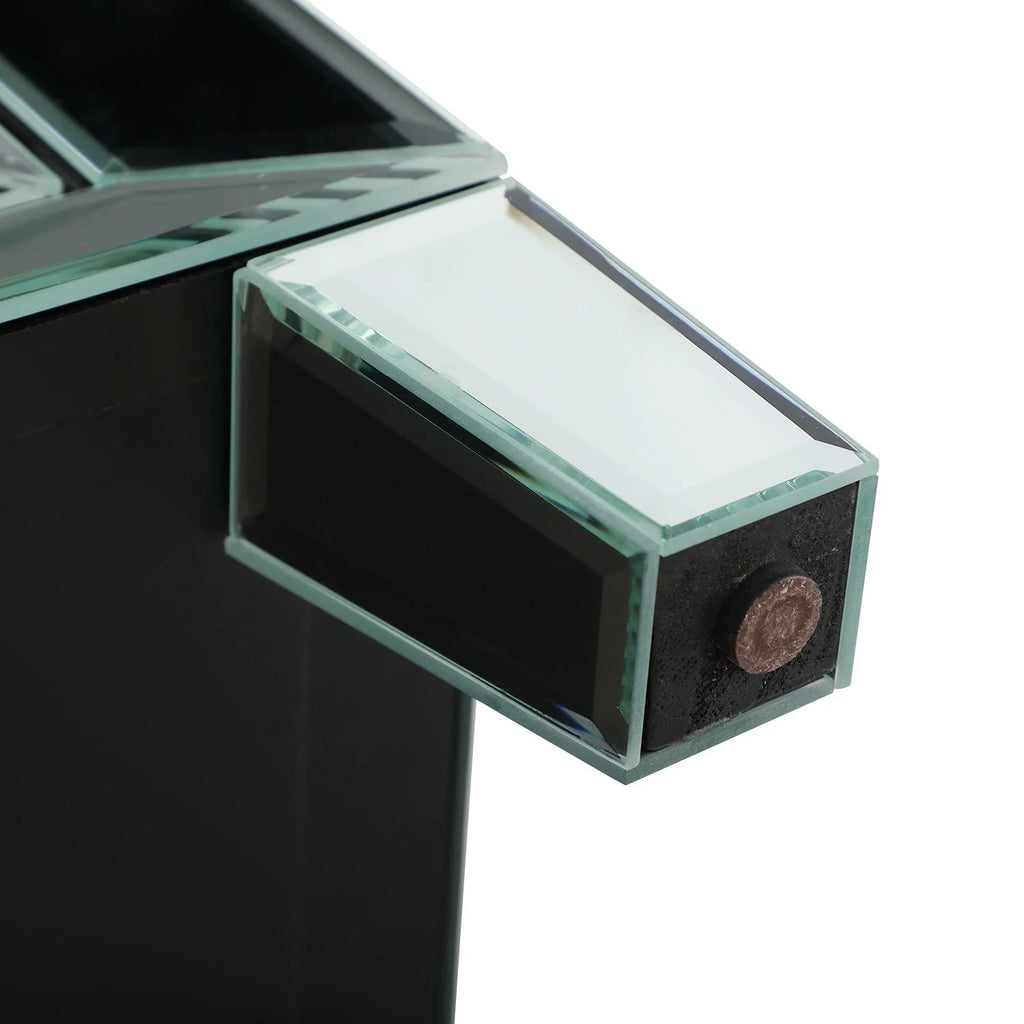 Mirrored Nightstand with 3 Drawers I40277