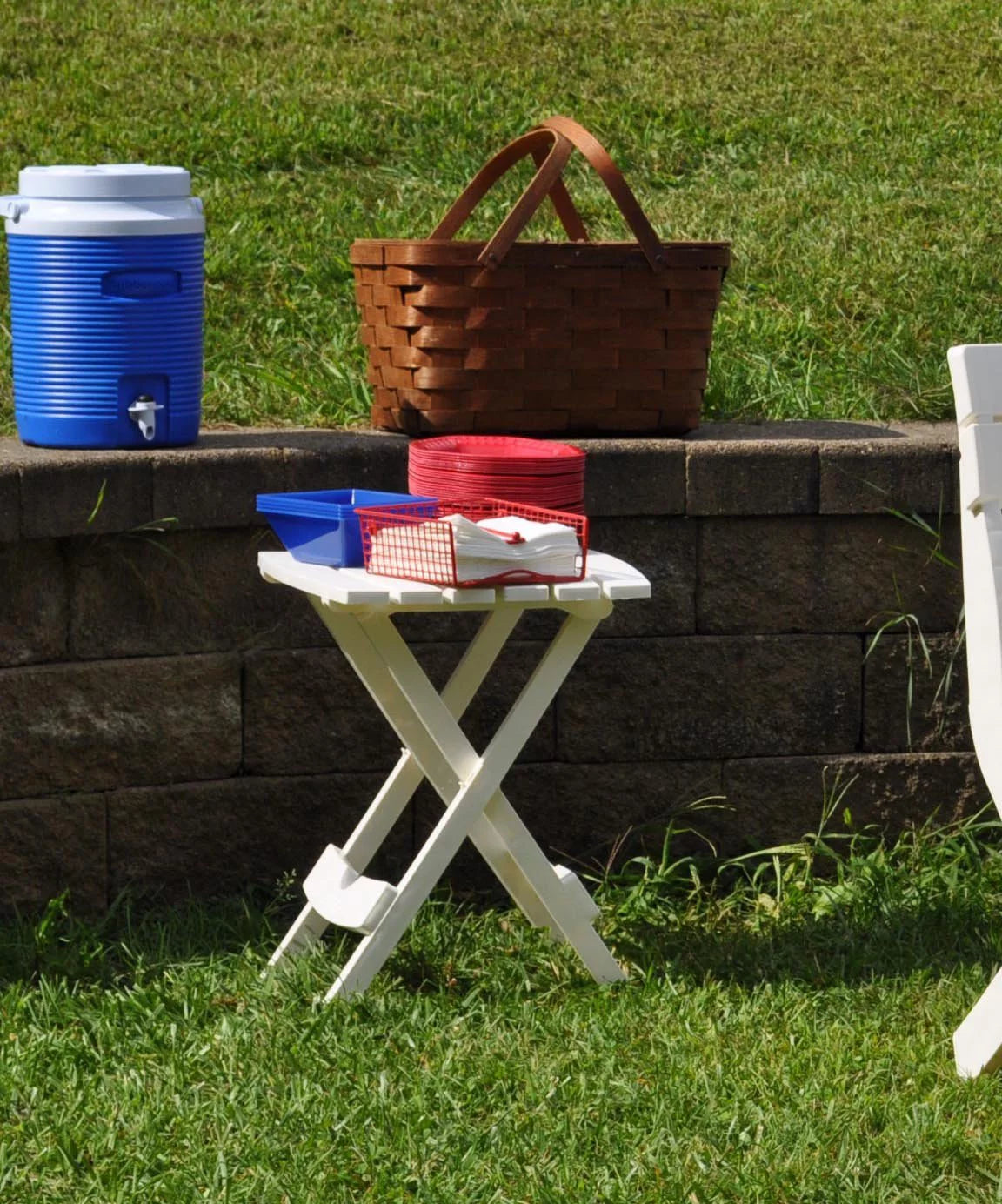 White Plastic Side Table P729