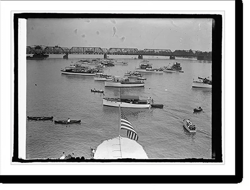 Framed Print 17-7/8" x 21-7/8" R131012