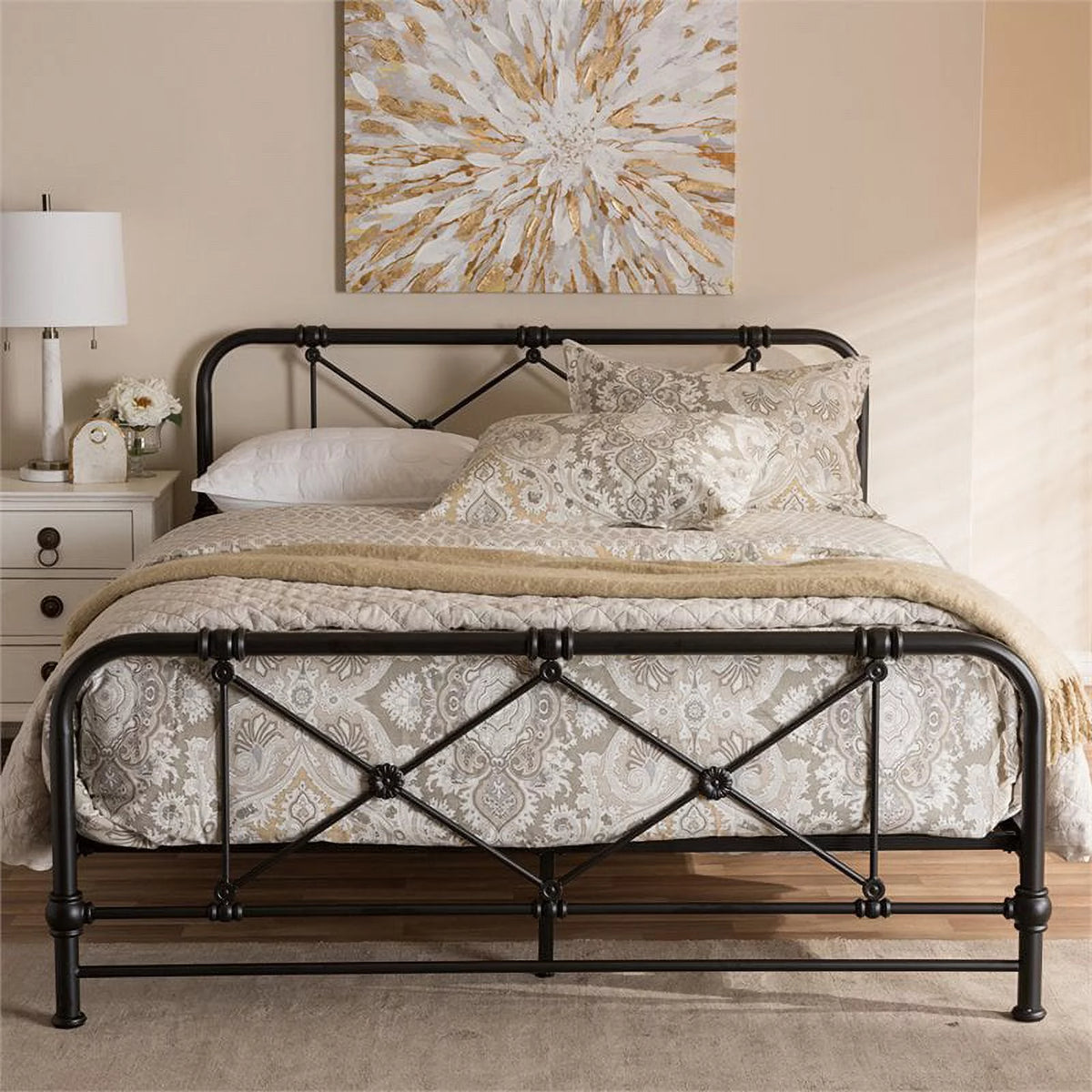 Queen Bed in Black K656010