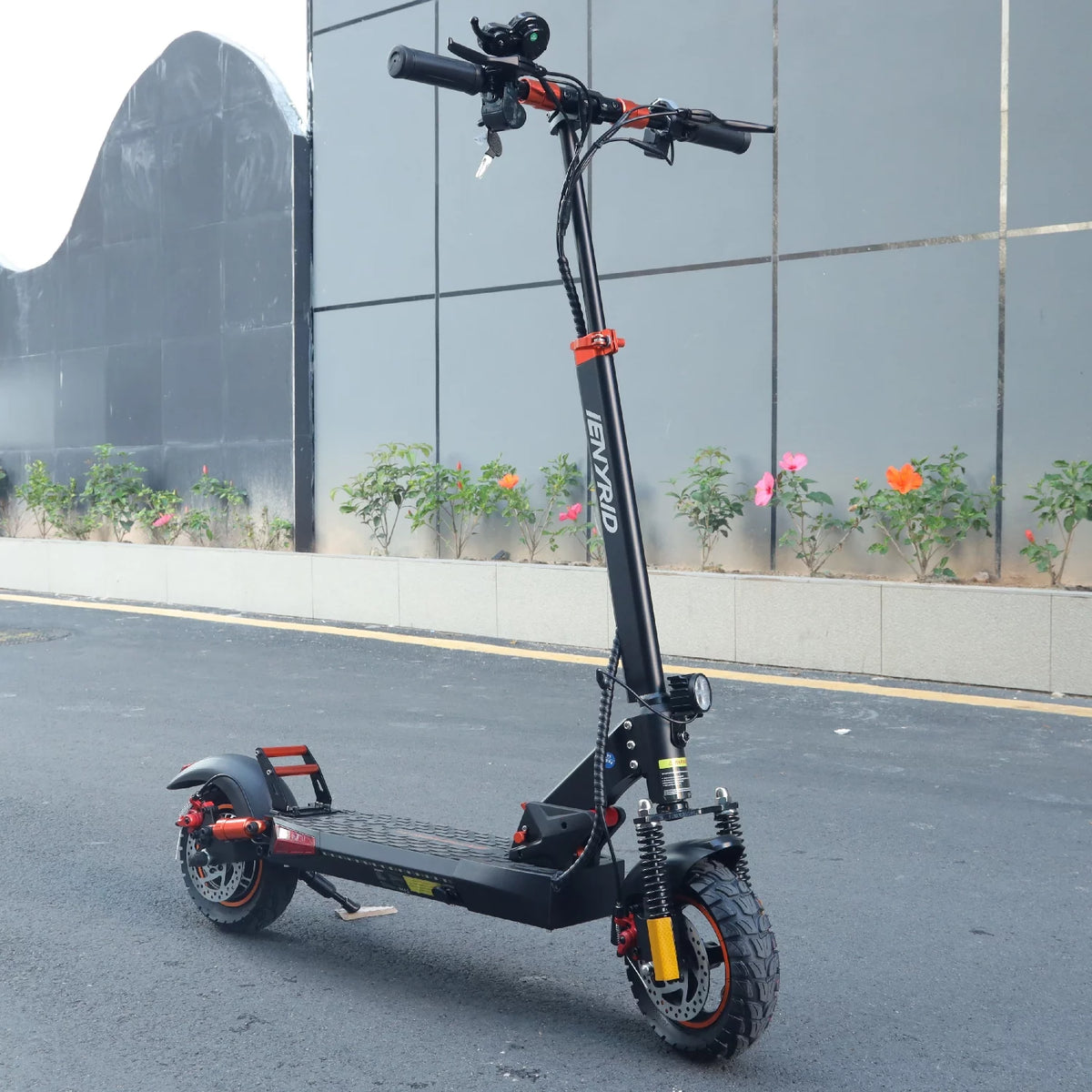 800W Foldable Electric Scooter 28 MPH 22 Miles 10 inch Tires C251