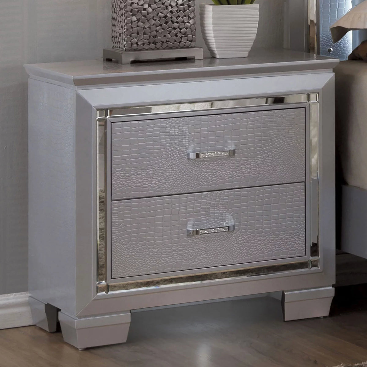5pc Eastern King Size Bed with Dresser Mirror Nightstands C902119