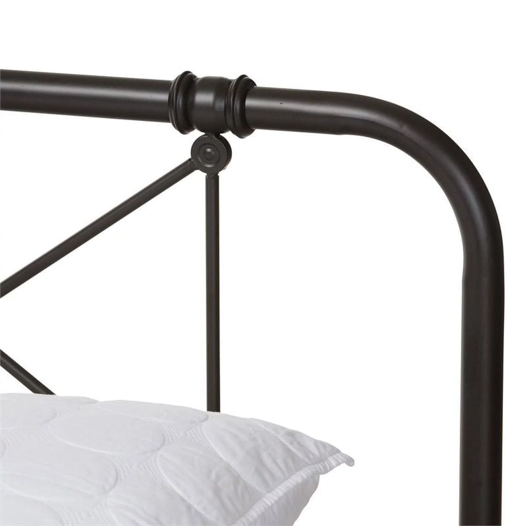 Queen Bed in Black K656010