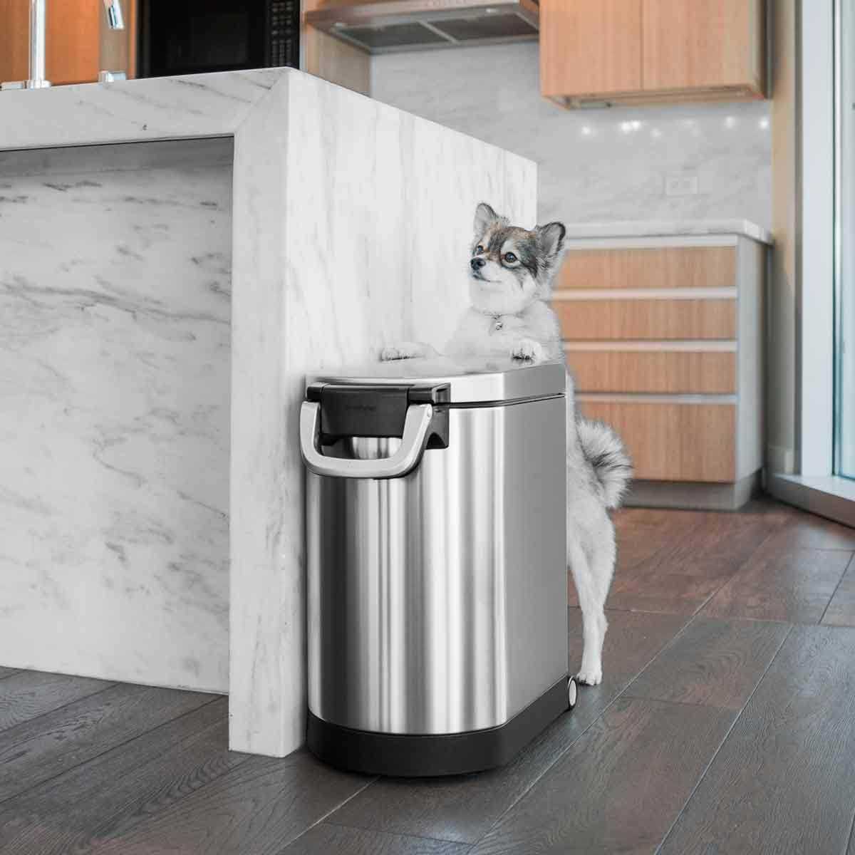 White Steel Pet Food Can U658251