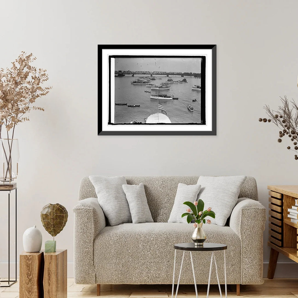 Framed Print 17-7/8" x 21-7/8" R131012