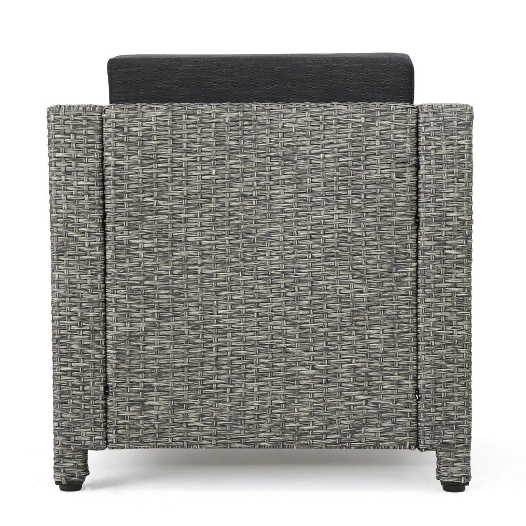 Outdoor Wicker Club Chair with Cushions M828402
