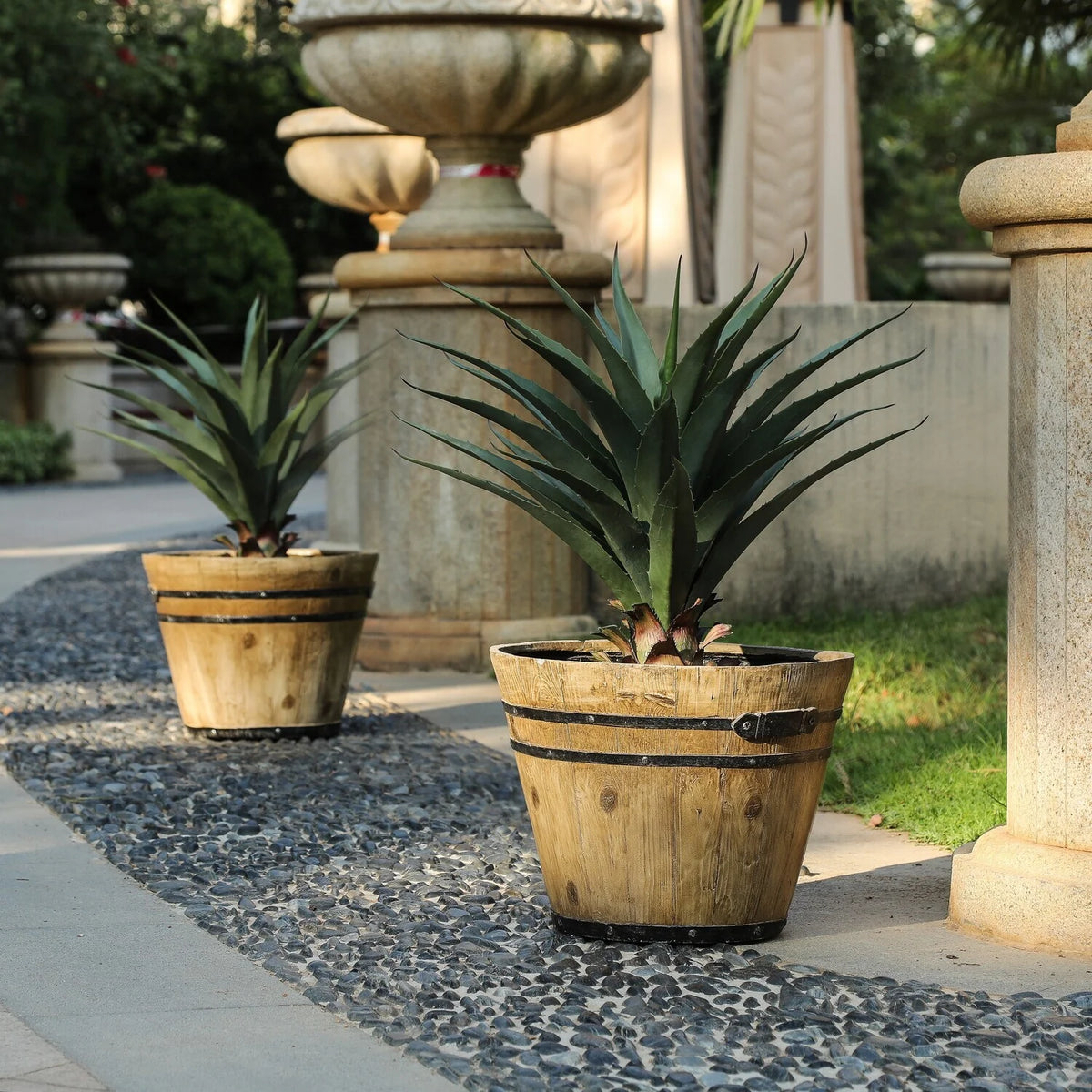 Set Of 2 Rustic Brown Faux Wood Planters L2568
